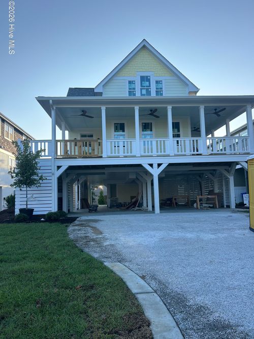 141 Ne 10th St, Oak Island, NC, 28465-6630 | Card Image
