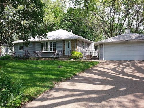 1985 County Road D West, Arden Hills, MN, 55112 | Card Image