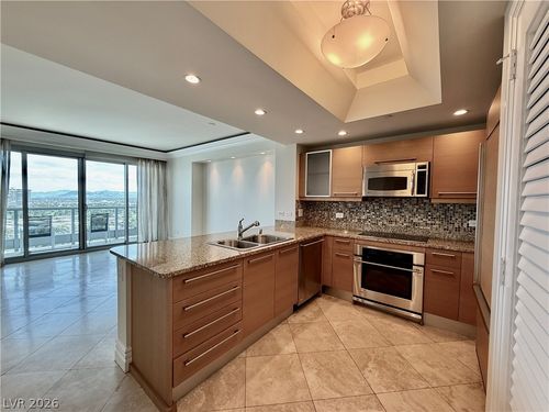 1705-322 Karen Ave, Las Vegas, NV, 89109-0428 | Card Image