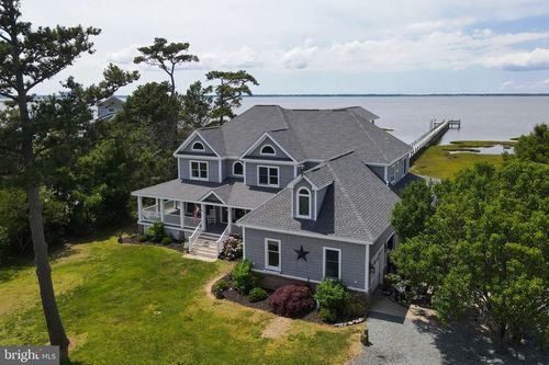 5141 Fish Ln, CHINCOTEAGUE ISLAND, VA, 23336-3115 | Card Image