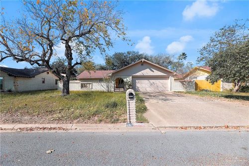 3207 N 20th St, McAllen, TX, 78501-6013 | Card Image