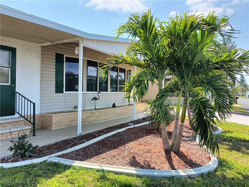 3138 Running Deer Dr, NORTH FORT MYERS, FL, 33917-1548 | Card Image