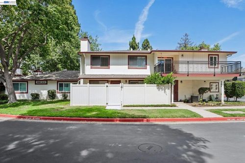 2537 Blue Rock Ct, San Jose, CA, 95133-2670 | Card Image