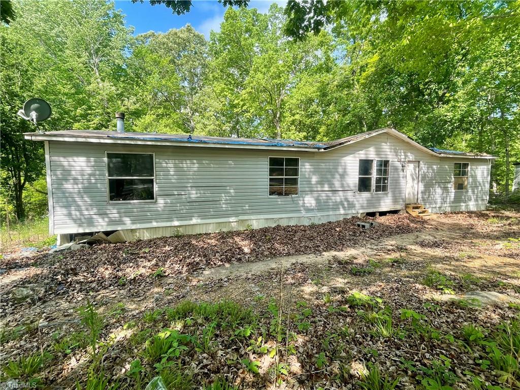 Montclair Ct, Asheboro, NC 27205