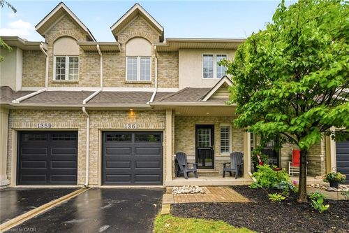 1361 Stephenson Dr, Burlington, ON, L7S2M4 | Card Image