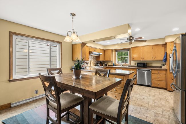 425 3 Rd St, House other with 4 bedrooms, 2 bathrooms and null parking in Stevens Point WI | Image 14