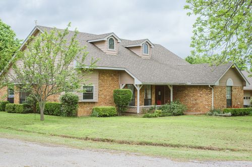 610 S Mill Street, Wolfe City, TX, 75496 | Card Image