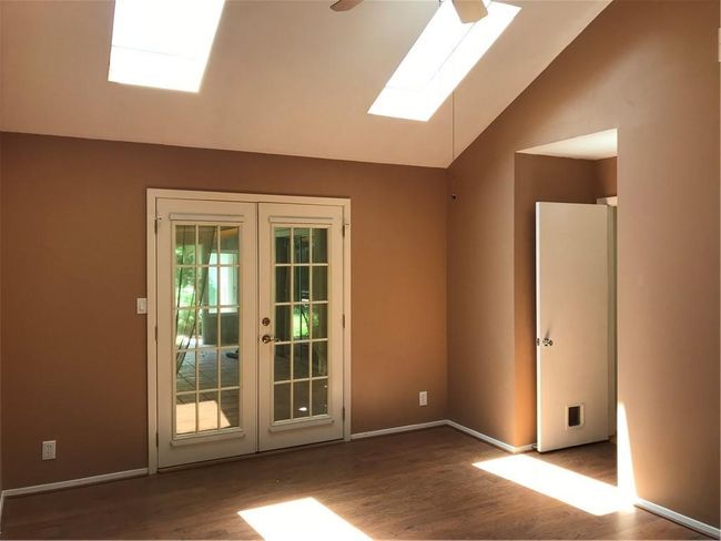 1609 Springer Ln, House other with 4 bedrooms, 2 bathrooms and 6 parking in Austin TX | Image 11