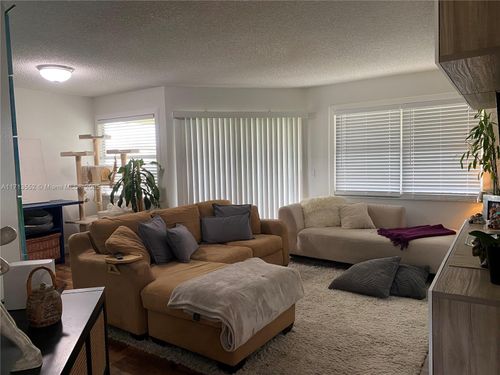 g-2278 Se 27th Dr, Homestead, FL, 33035-1338 | Card Image