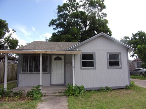 2113 Yale St, Corpus Christi, TX, 78416-1216 | Card Image