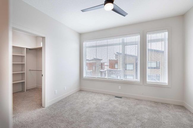51 Royal Elm Green Nw, Home with 2 bedrooms, 2 bathrooms and 2 parking in Calgary AB | Image 32