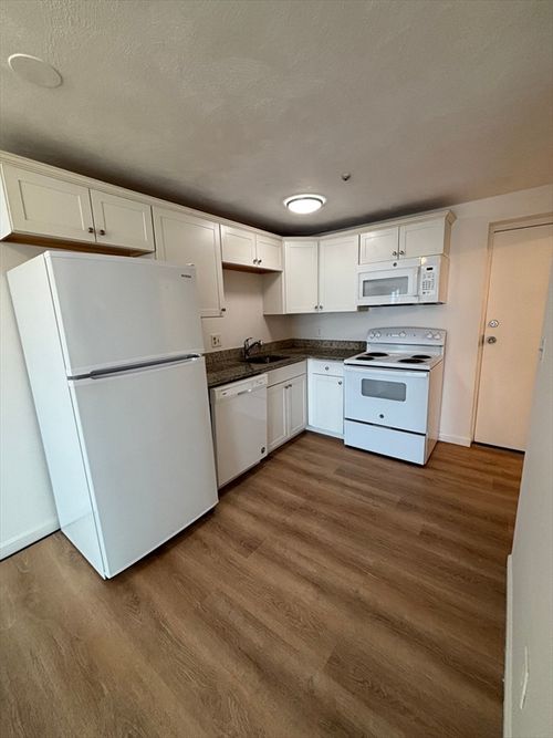 58-270 Quarry Street, Quincy, MA, 02169 | Card Image