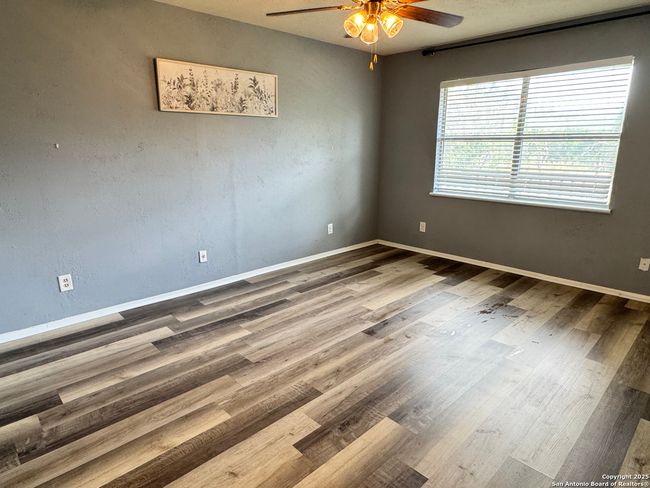 1665 Sparkman Dr, House other with 4 bedrooms, 2 bathrooms and null parking in Boerne TX | Image 10