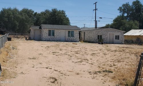2-26622 Nichols St, Boron, CA, 93516-1933 | Card Image