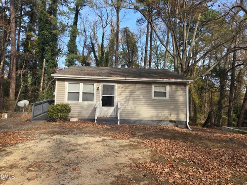 2720 Thelma St, Durham, NC, 27704-3439 | Card Image