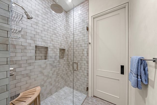 705 W Creek St, Home with 3 bedrooms, 5 bathrooms and 3 parking in Fredericksburg TX | Image 23