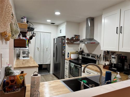 2308 N 37th Ave, Hollywood, FL, 33021-3603 | Card Image