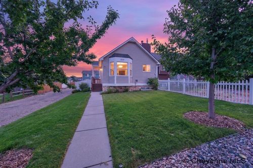 1535 Copperville Rd, Cheyenne, WY, 82001-6537 | Card Image