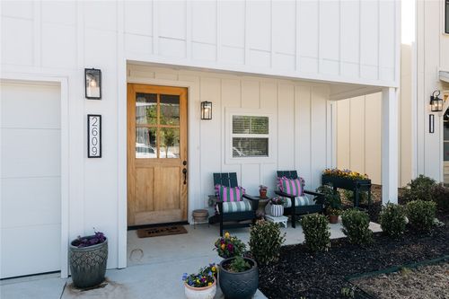 2609 N Gulley Grove Cir, Fayetteville, AR, 72703-5496 | Card Image