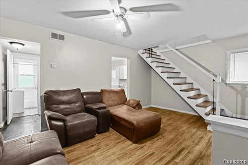 20294 Moenart St, Detroit, MI, 48234-2323 | Card Image
