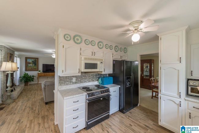 1912 Tall Timbers Dr, House other with 3 bedrooms, 2 bathrooms and null parking in HOOVER AL | Image 11