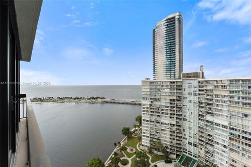 apt-2302-2333 Brickell Ave, Miami, FL, 33129-2416 | Card Image