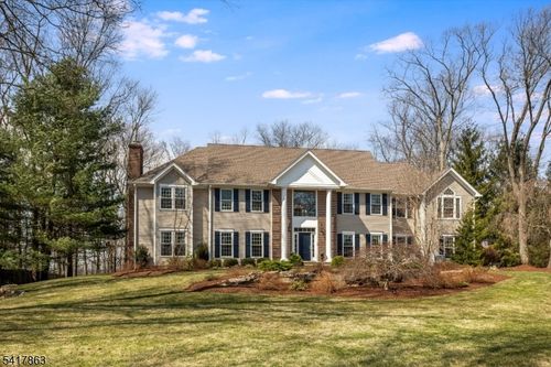 5 Green Hill Rd, Chester, NJ, 07930-2729 | Card Image