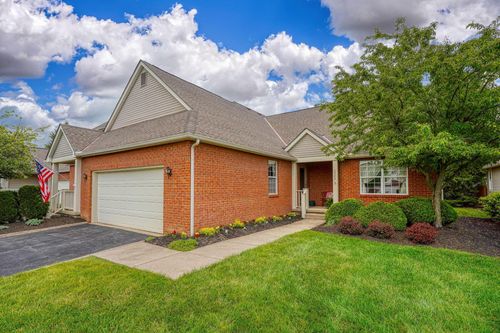 6922 Greensview Village Dr, Canal Winchester, OH, 43110-8373 | Card Image