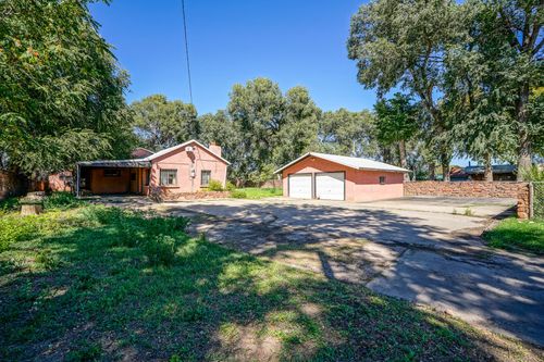 158 Independence Ave, Las Vegas, NM, 87701-3402 | Card Image