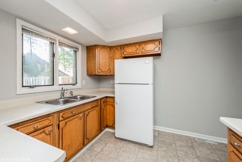 746-746 Concord Ln, Barrington, IL, 60010-4511 | Card Image