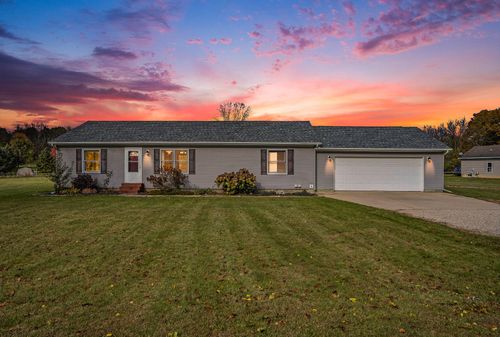 94 Easton Dr, Ionia, MI, 48846-1079 | Card Image