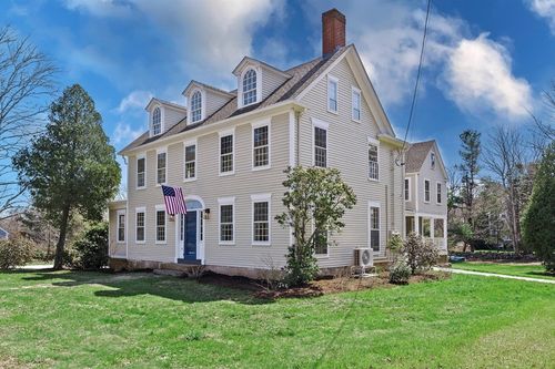18 Pine Island Rd, Mattapoisett, MA, 02739-2160 | Card Image