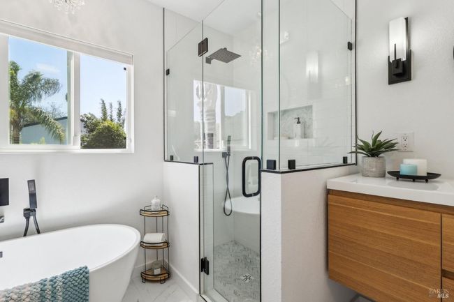 17 Hanns Ave, House other with 4 bedrooms, 2 bathrooms and 4 parking in Vallejo CA | Image 31