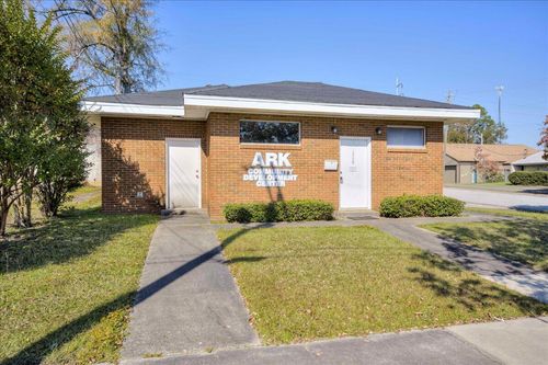 220 Council St, Waynesboro, GA, 30830-1454 | Card Image