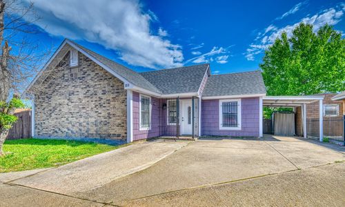 3211 Wilbarger Dr, Dallas, TX, 75227-5081 | Card Image