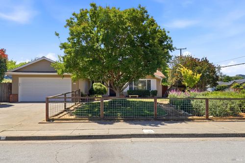 131 Grande Vista, Novato, CA, 94947 | Card Image