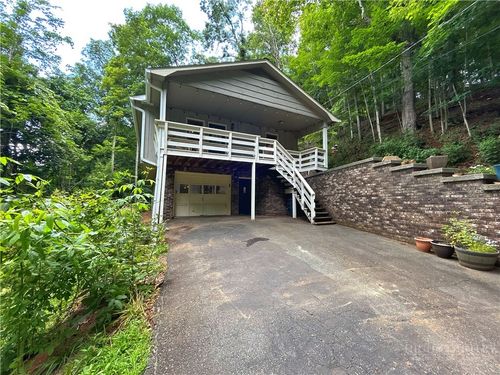 797 Seven Oaks Rd, Boone, NC, 28607-9125 | Card Image