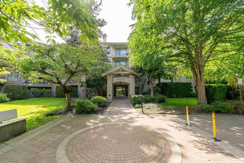 314-15220 Guildford Dr, Surrey, BC, V3R0Y6 | Card Image