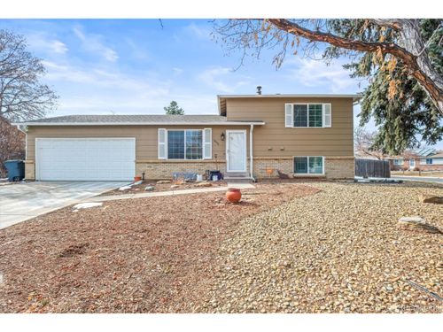 2911 S Olathe Way, Aurora, CO, 80013 | Card Image