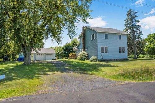 2416 20th Ave, OSCEOLA, WI, 54020-5922 | Card Image