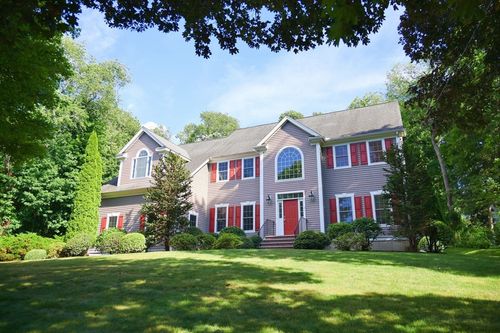 31 Wyman Rd, Lexington, MA, 02420-3237 | Card Image