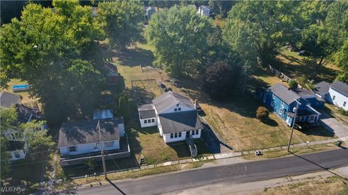 615 Boston St, Washingtonville, OH, 44490-9707 | Card Image