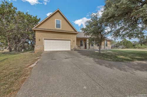 448 Western Trl, Bandera, TX, 78003-4689 | Card Image