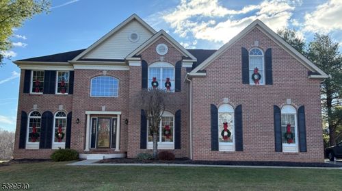 20 Riddle Ct, Asbury, NJ, 08802-1092 | Card Image