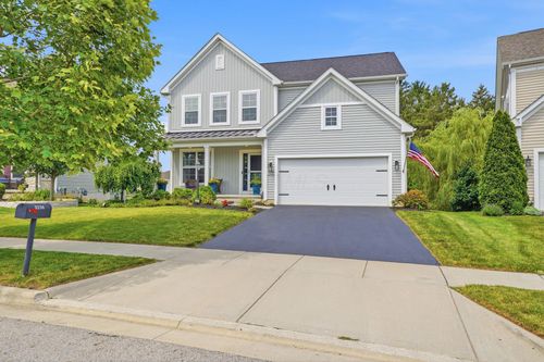 3236 Yellow Finch Way, Columbus, OH, 43231-4516 | Card Image