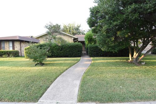 5437 Anita St, Dallas, TX, 75206-5335 | Card Image