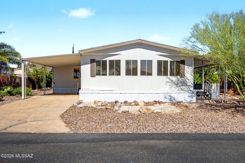 5422 W Circle Z St, Tucson, AZ, 85713-4411 | Card Image