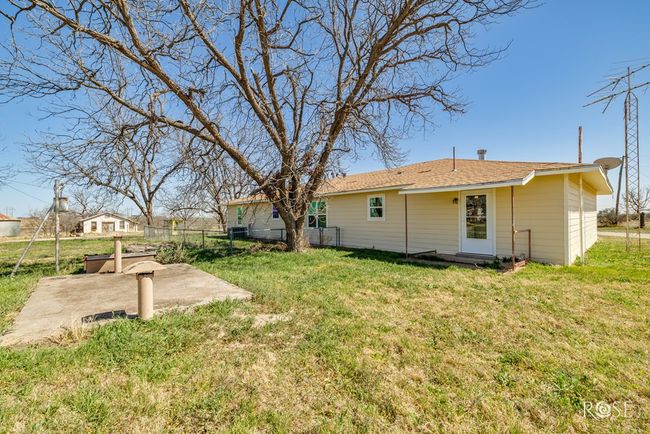 17342 Fm 1929 W, House other with 3 bedrooms, 2 bathrooms and 1 parking in Miles TX | Image 21