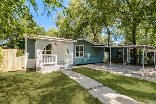 438 N San Gabriel Ave, San Antonio, TX, 78228-6116 | Card Image