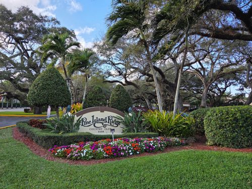 105-9441 Evergreen Pl, Davie, FL, 33324-4347 | Card Image
